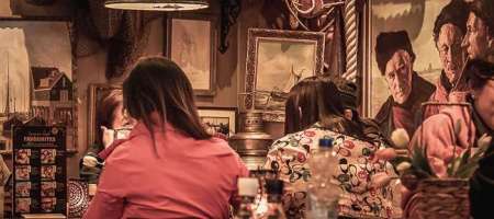 Marken restaurant